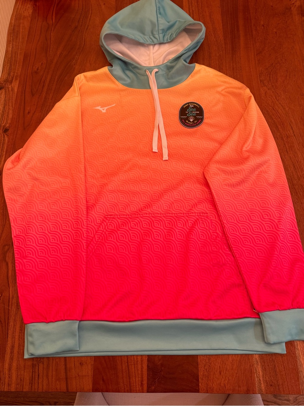Men’s Mizuno Baseball Hoodie - Medium